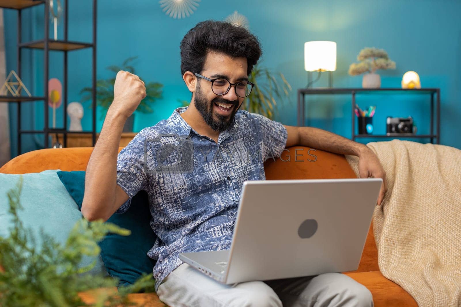 Learn React JS from Scratch – Beginner to Advanced Guide