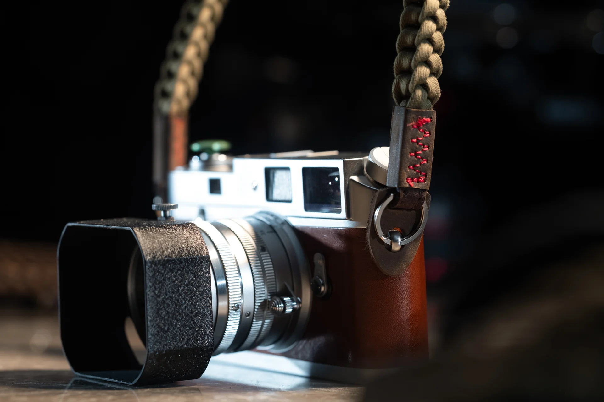 Camera Strap Essentials for Professional and Hobby Photographers