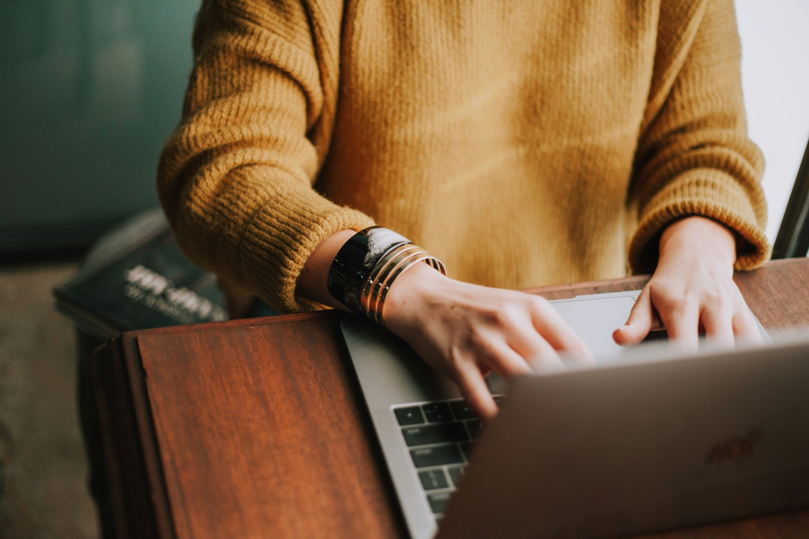 Speed Up Your Workflow Using Noscribe’s Smart Features