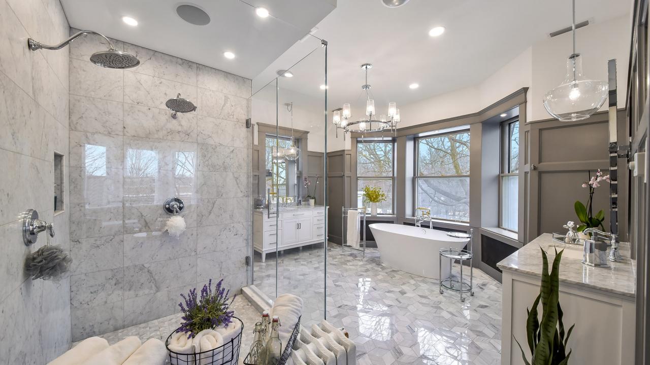 Semi-Frameless Shower Screens for Elegant Bathroom Designs