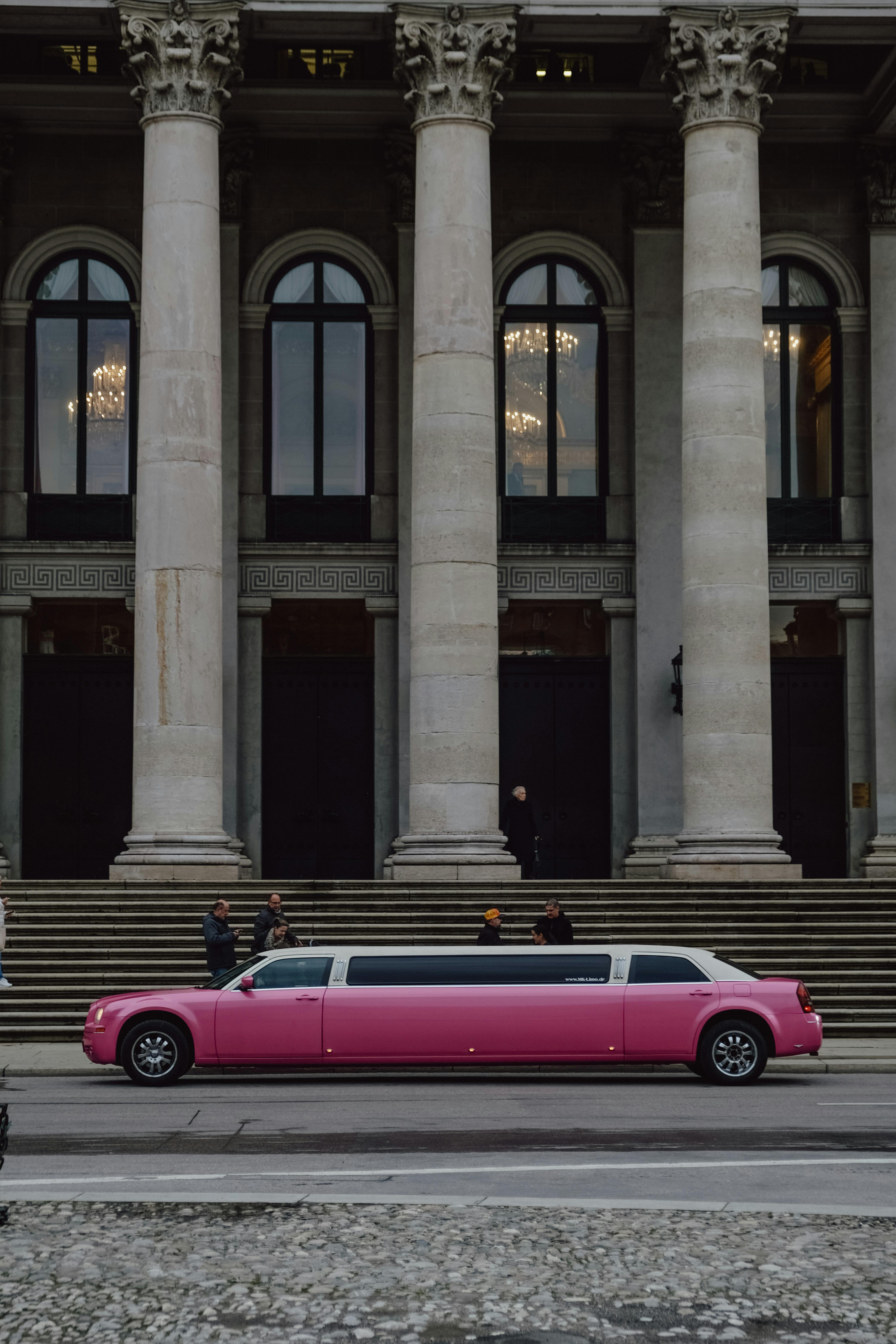 Top-Rated Miami Limousine Service for Events and Executive Travel