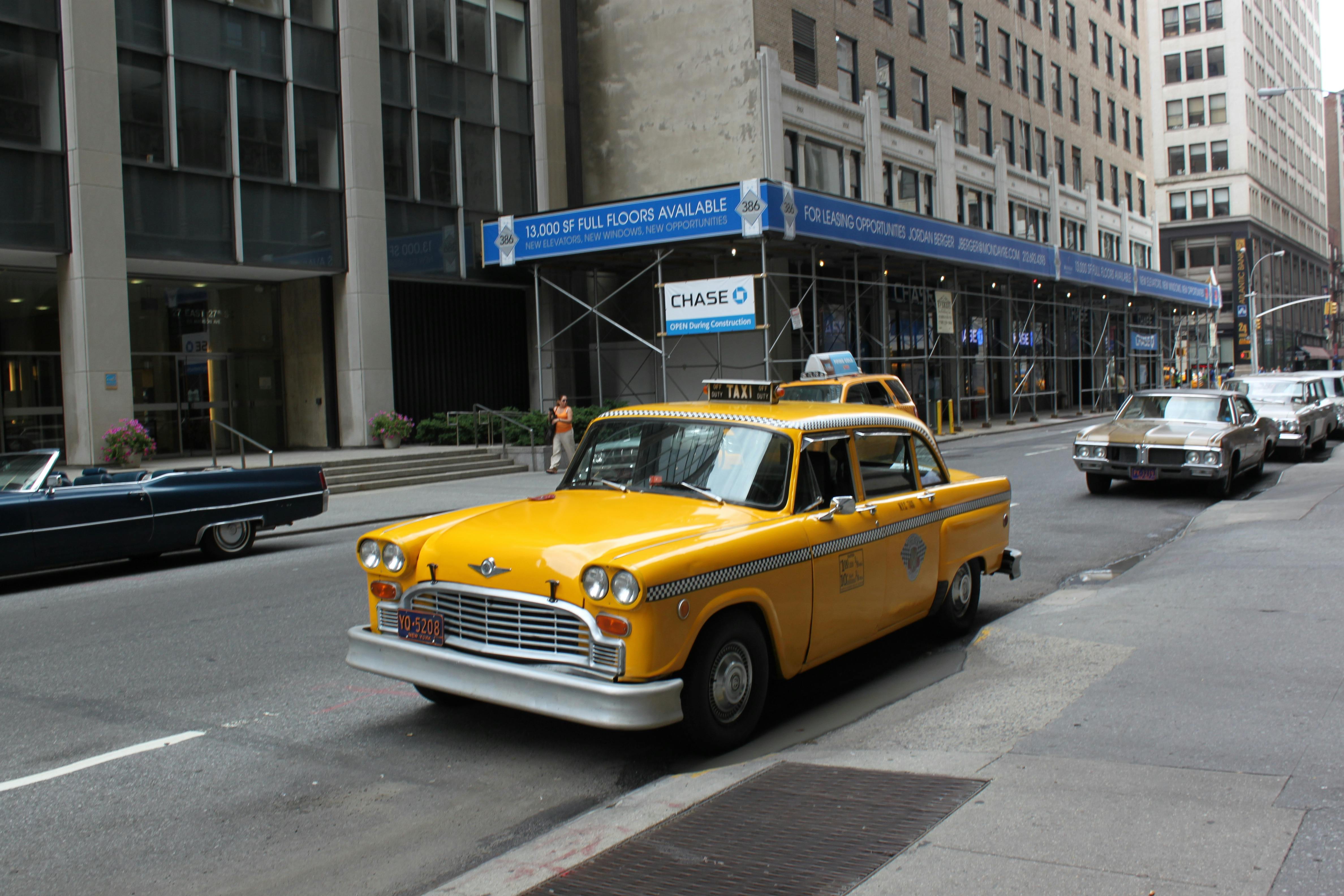 Fast and Reliable Taxis in Esher – Available 24/7