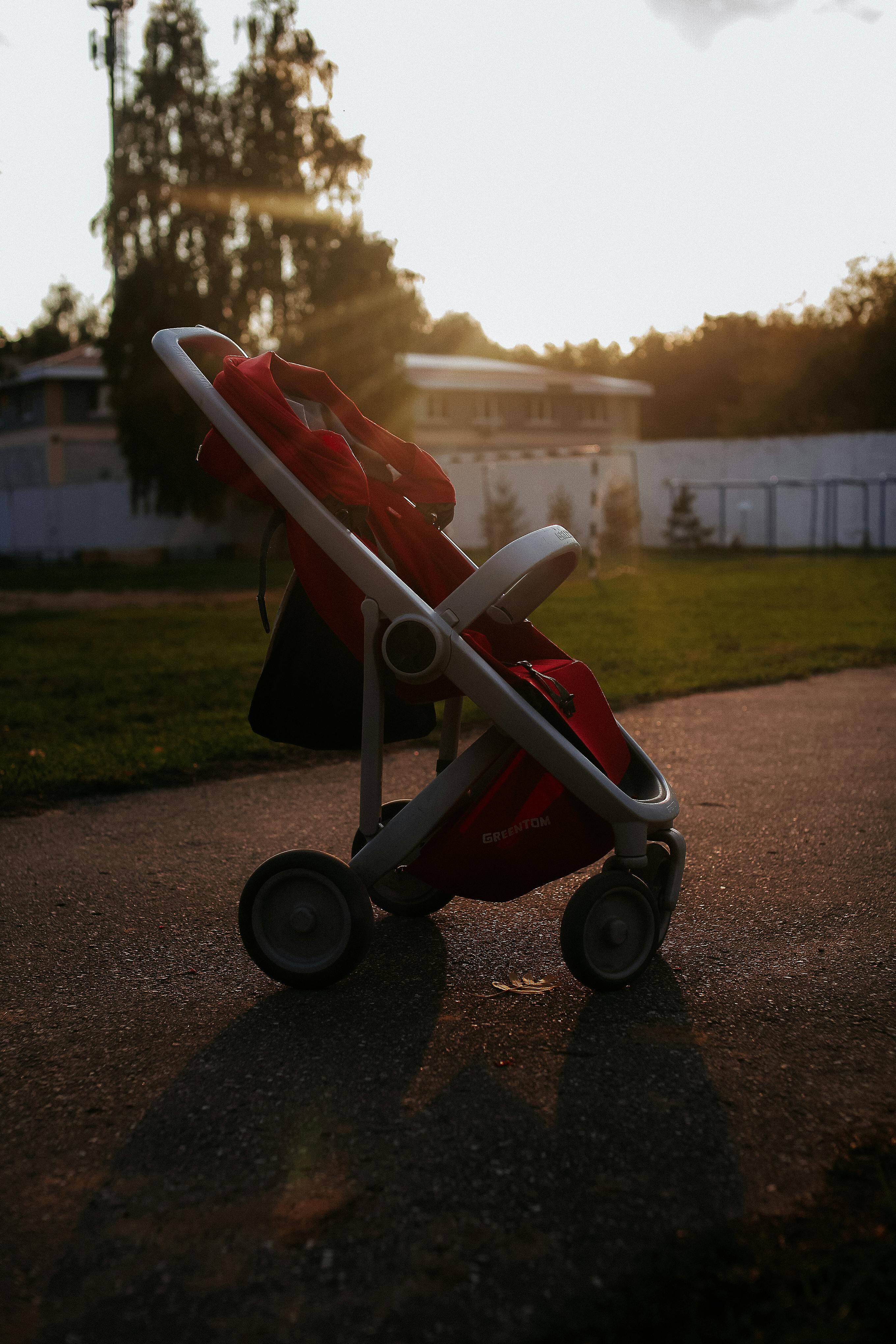 Pourquoi Opter pour une Poussette Chancelière dès la Naissance ?