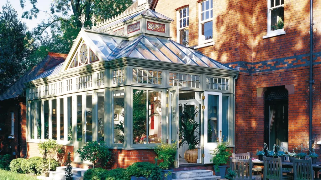traditionally-detailed-conservatory.jpg